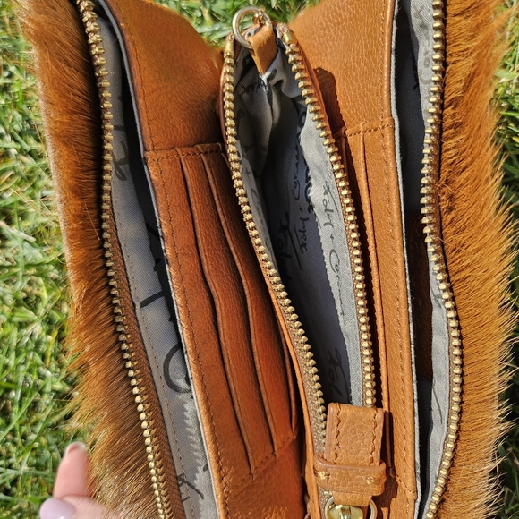 Clutch - Picture 3 of 6